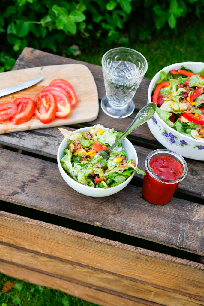  Mexican salad with minced meat 