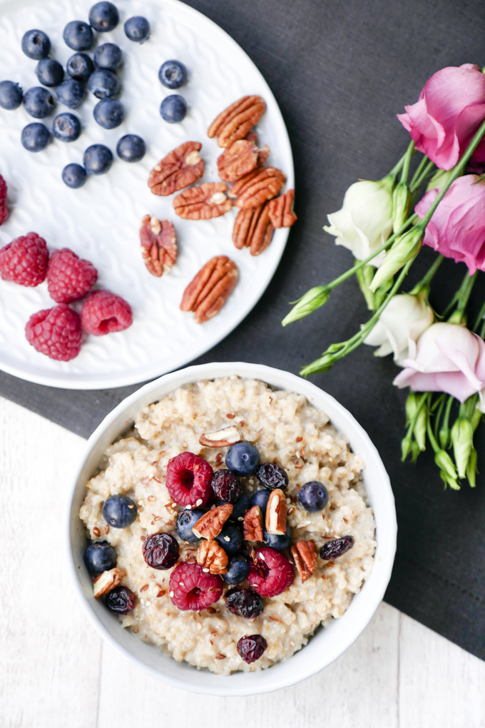 Recipe for quick porridge recipe with vanilla and raspberries 