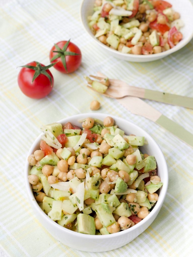 Faster Chick-pea salad with avocado, tomato and cucumber 