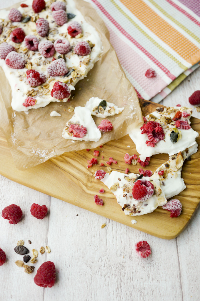 Recipe for Frozen yogurt Barks with raspberries 