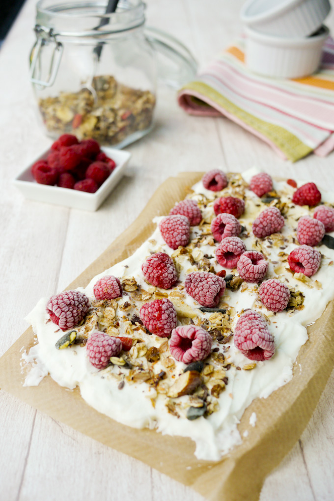 Healthy Summer Snack - Frozen Yogurt Barks