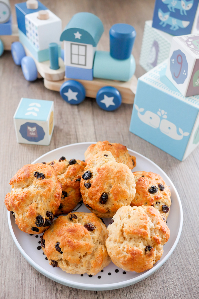 Homemade raisin bread for kids