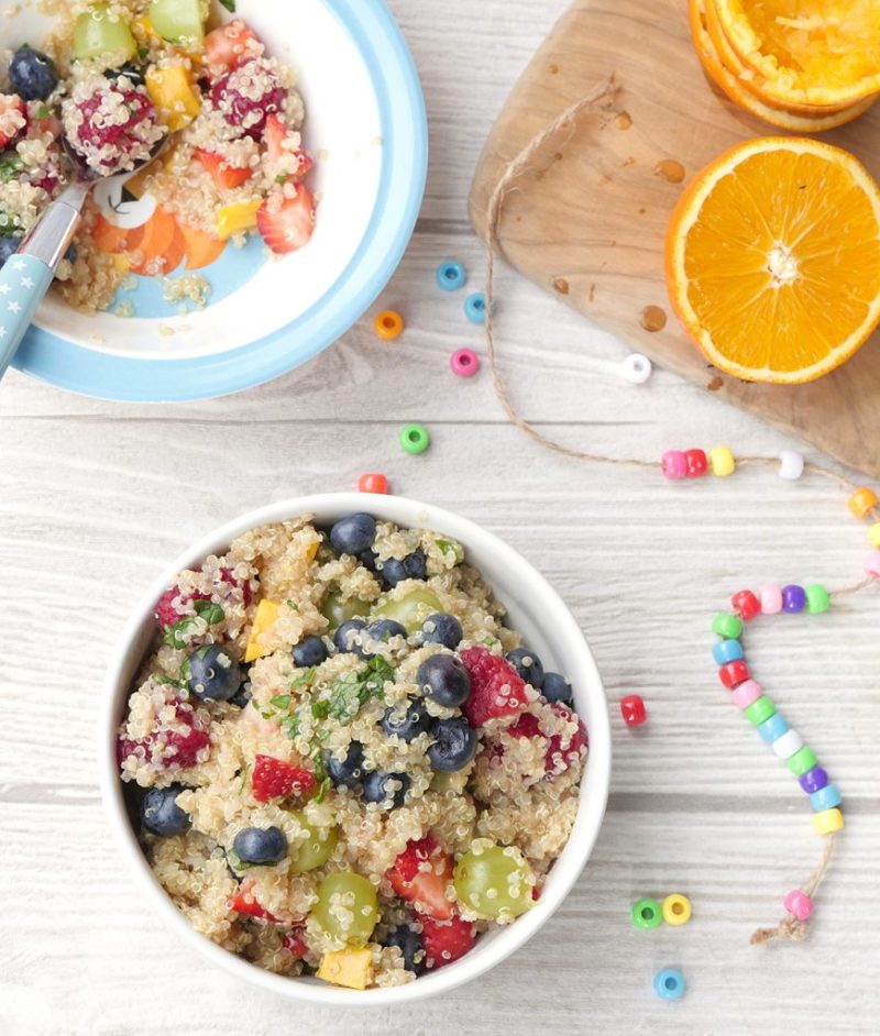 Fruit salad with quinoa - a quick breakfast recipe for children